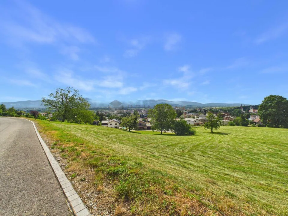857m² sonniges Bauland bietet viele Möglichkeiten