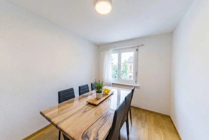 NACHHALTIGES INVESTMENT IN REGENSDORF - MEHRFAMILIENHAUS MIT 6 WOHN...