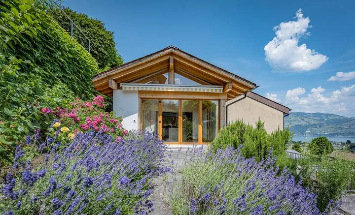 LIVE WHERE OTHERS GO ON VACATION — LAKEFRONT VIEW & GARDEN OASIS IN SPIEZ – photo 7 of 8