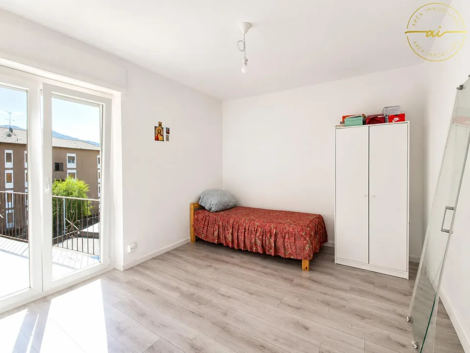 APPARTAMENTO RINNOVATO DI 3 LOCALI A VACALLO – foto 7 di 9