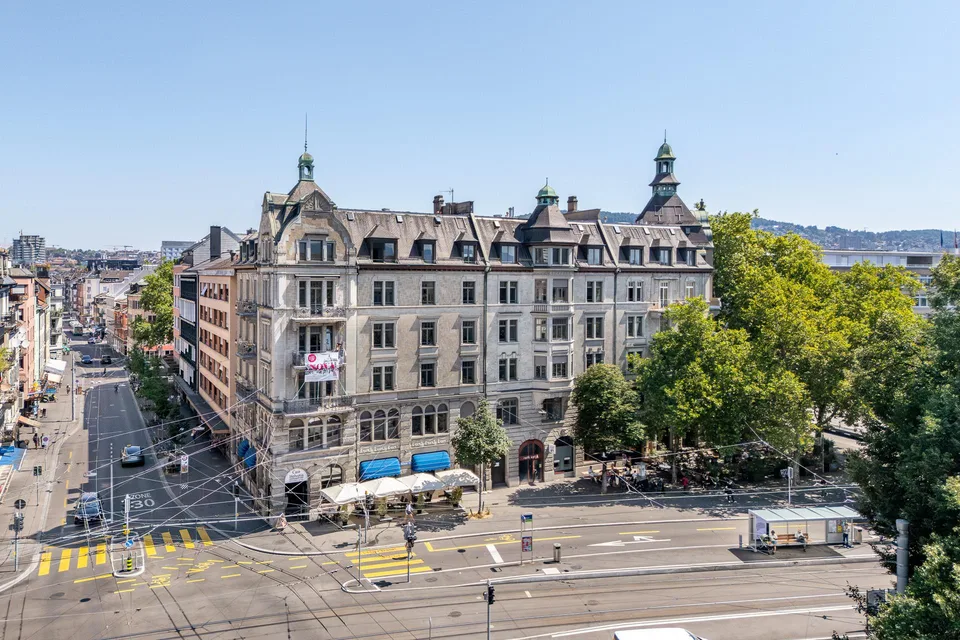 Charmante Altbauwohnung im Herzen von Zürich