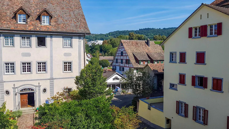 Charmante 3-Zimmer Dachwohnung mitten in der Altstadt