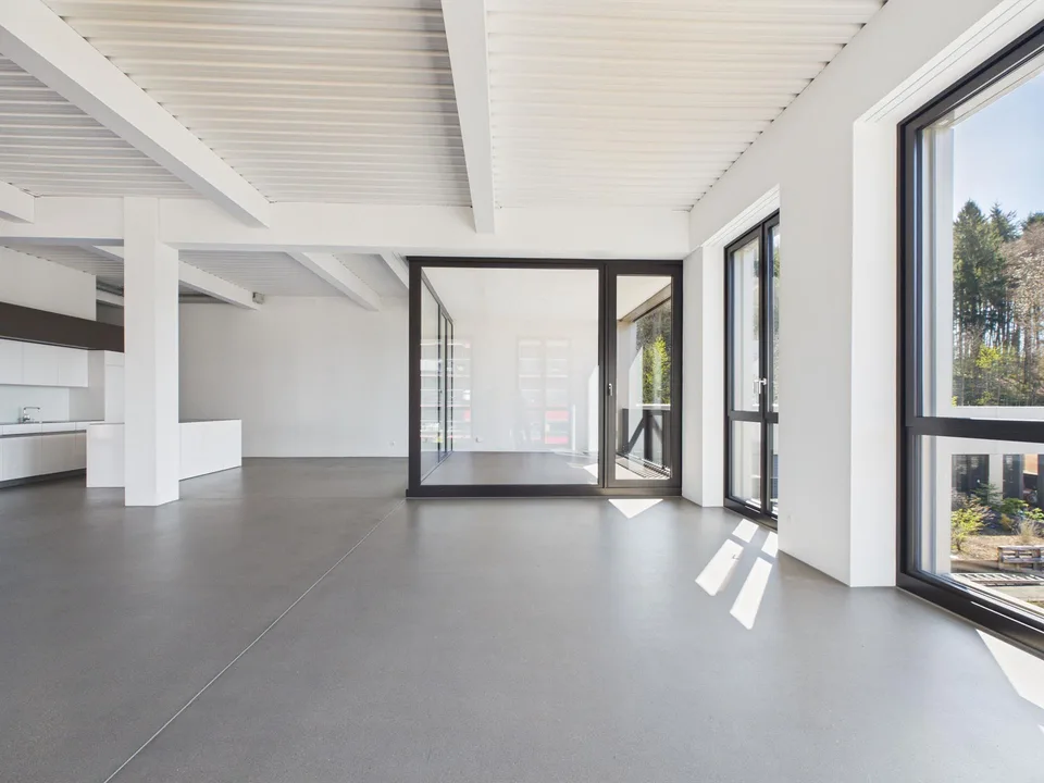 moderne 2-Zimmer-Loftwohnung in der Nähe des Westside