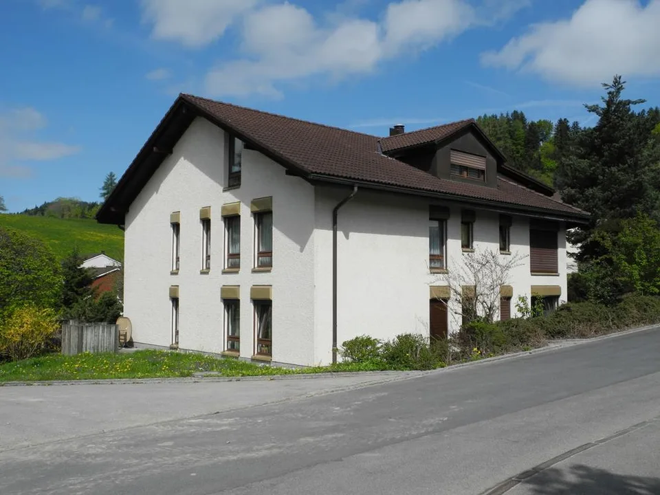 Ab sofort Tiefgaragenplatz in Teufen zu vermieten!