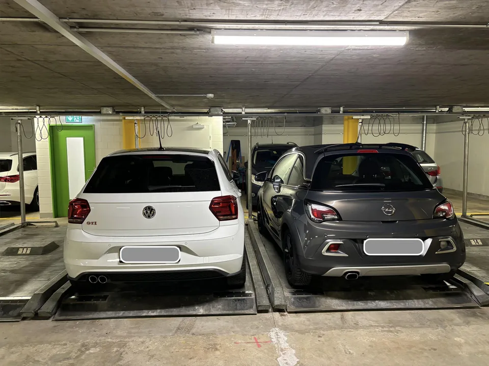 Parkplatz für Kleinwagen, Tiefgarage nähe Schaffhauserplatz