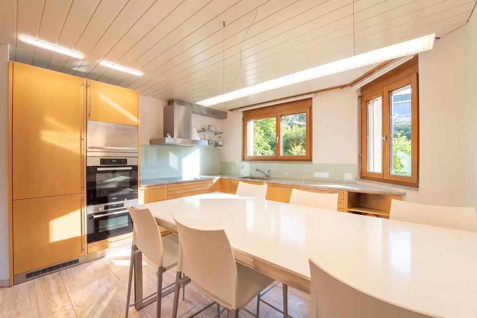 Exklusive Villa mit Panoramablick & Einliegerwohnung