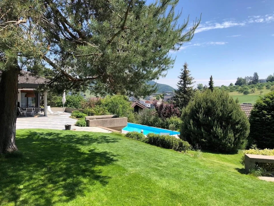 Exklusive Villa mit Panoramablick & Einliegerwohnung – Foto 8 von 22
