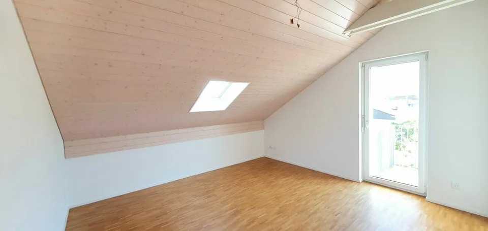 moderne Dachwohnung mit Weitblick (WHG OST)