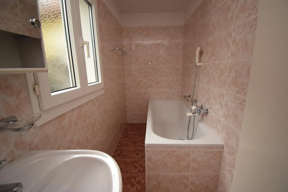 Ronco S/Ascona - 3.5 locali con vista lago- res. primaria (ref. 189-6) – foto 9 di 18