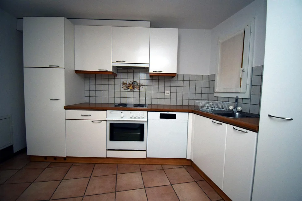 Ronco S/Ascona - 3.5 locali con vista lago- res. primaria (ref. 189-6)