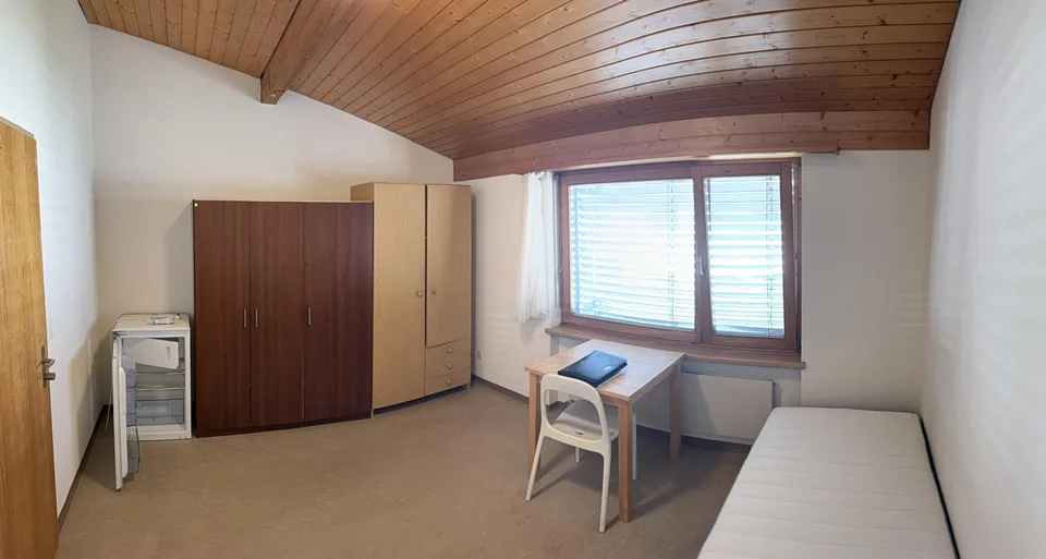 Grosses möbliertes Zimmer in Sissach beim Ebenrainpark