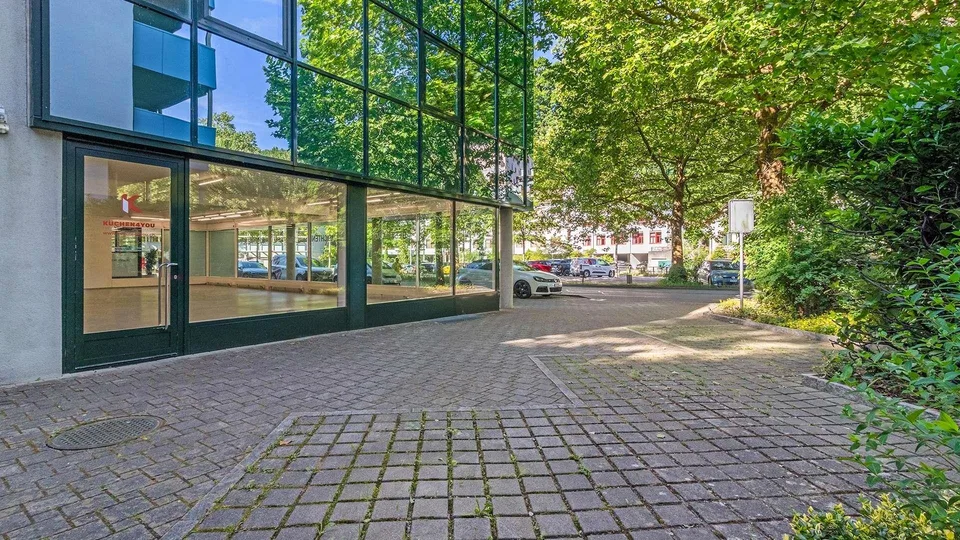 Repräsentative Büro- oder Gewerbefläche an zentraler Lage in Schaff... – Foto 10 von 19