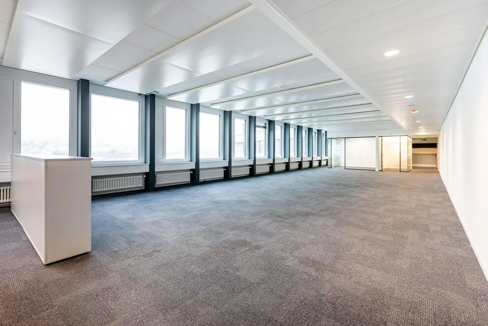 Top ausgebaute Büroflächen an zentraler Lage – Foto 20 von 24
