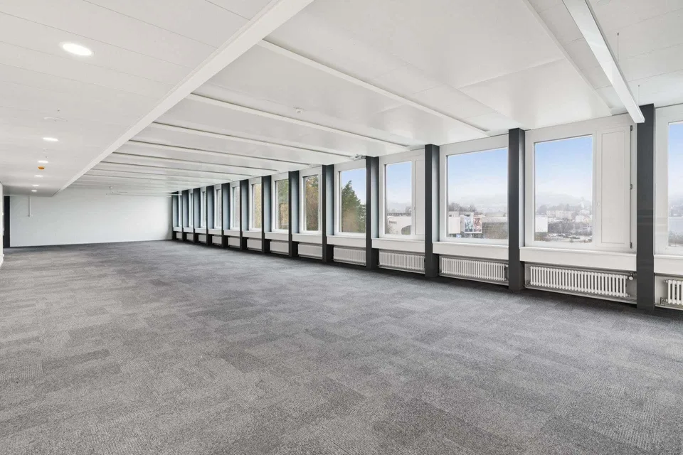 Top ausgebaute Büroflächen an zentraler Lage