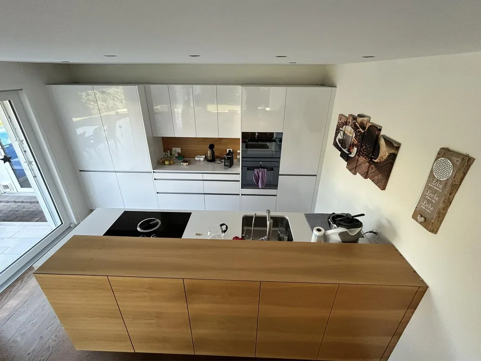 Exklusive 4.5 Zimmer Wohnung Parterre