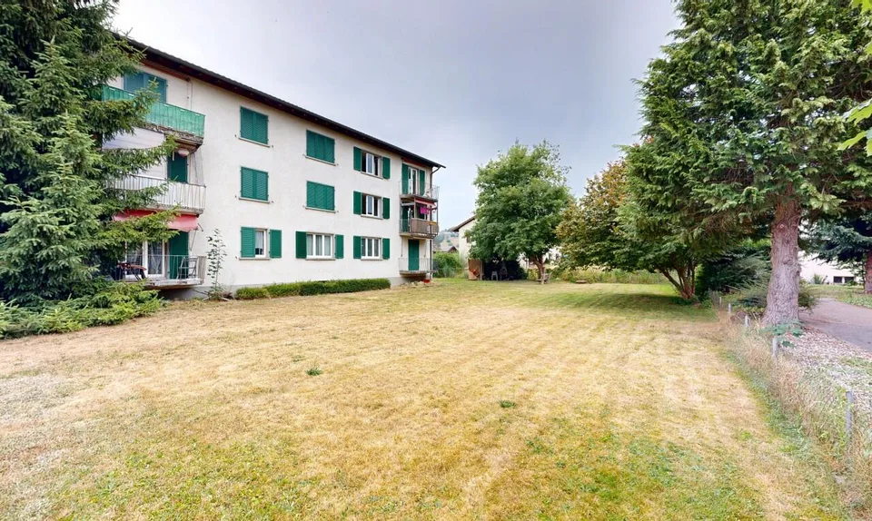 Vollvermietetes Mehrfamilienhaus mit attraktivem Entwicklungspotenzial