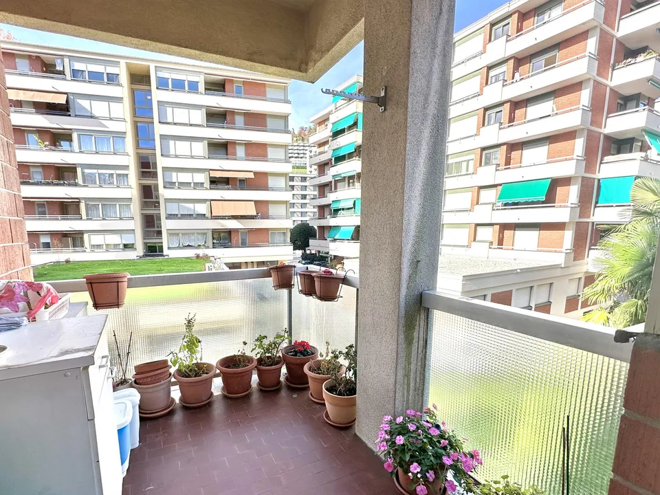 Spazioso appartamento di 3.5 locali molto centrale con balcone a Lu... – foto 7 di 10