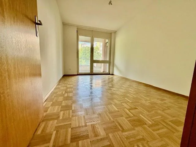 Charmante 3.5-Zimmerwohnung in Biel – einziehen und geniessen!