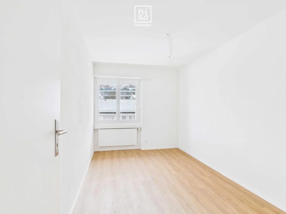 moderne 4.5 Zimmerwohnung in Bronschhofen