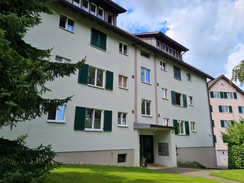 Ihr Garage wartet schon auf Sie- in Altnau!