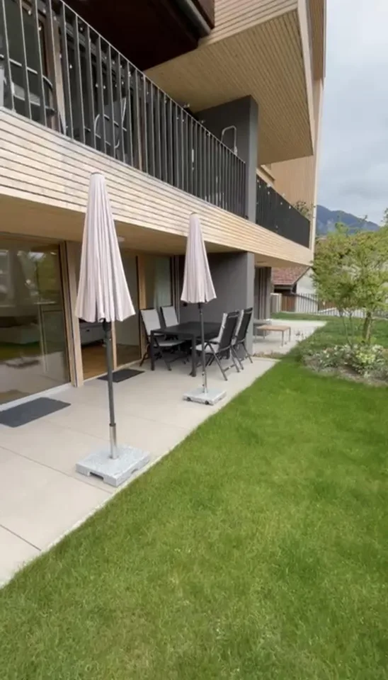 3.5-Zimmer-Erdgeschosswohnung mit traumhaftem Bergblick
