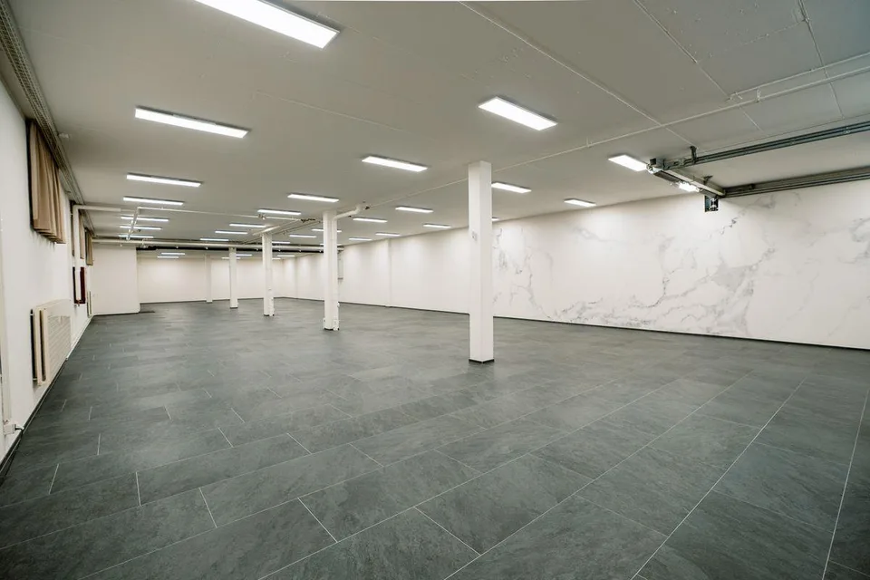 Showroom an bester Lage im Kanton Zug
