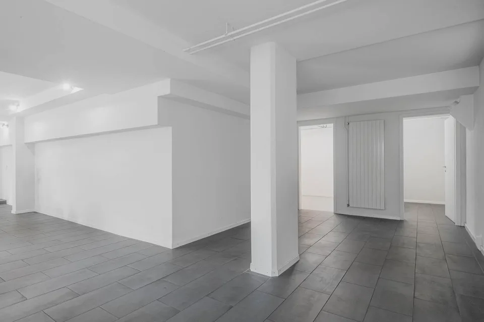 Vielseitige Gewerbe- / Praxis- / Bürofläche (80 m²) an zentraler La...