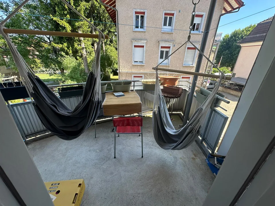grosszügige, helle 5Zi-Altbauwohnung  mit Balkon, Nähe Spitäler/Uni