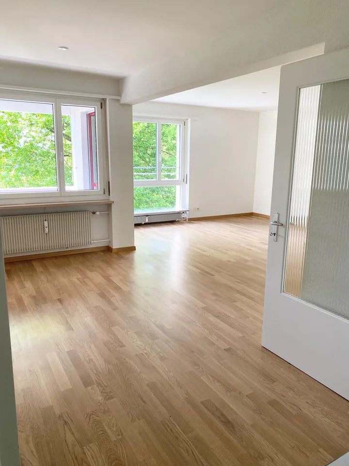 Naturnahe, helle 3.5-Zimmerwohnung mit Balkon
