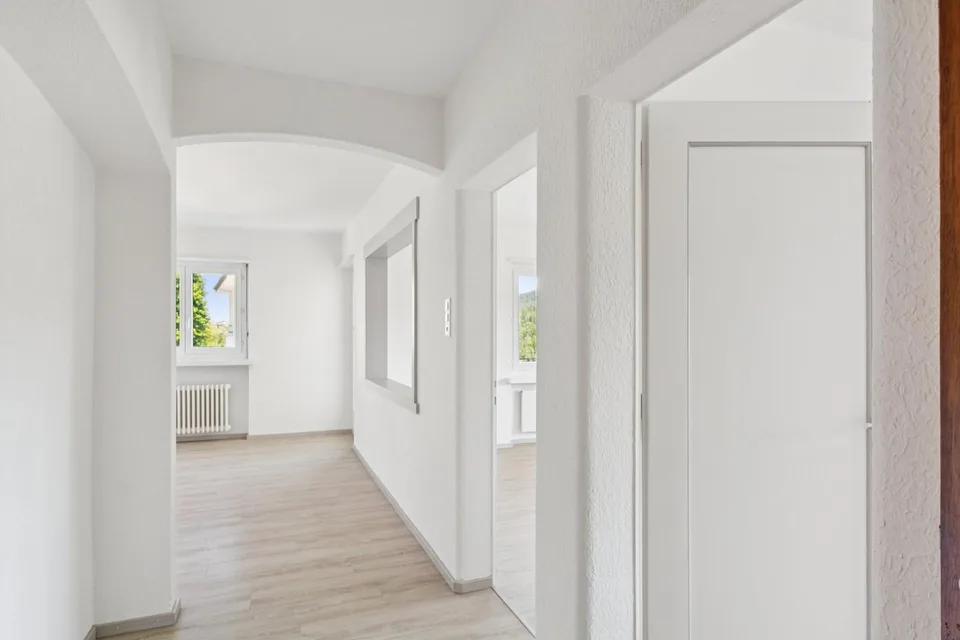 Schönes 3.5-Zimmer-Apartment renoviert, sofort verfügbar