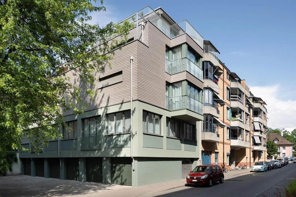 Moderne Wohnung mit grossem Balkon