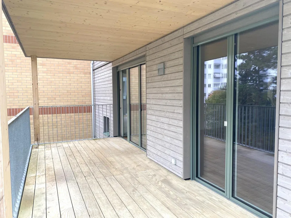 Moderne Wohnung mit grossem Balkon