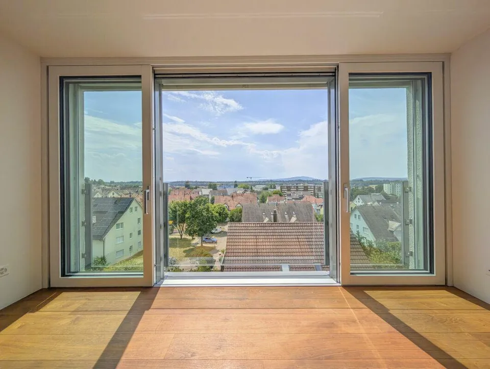 Grosszügiges Wohnen mit Weitblick über Bachenbülach