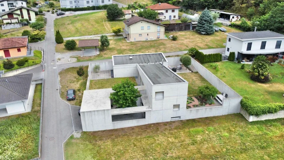 ZU VERKAUFEN IN CRESCIANO - MODERNE UND GROSSZÜGIGE VILLA IN RUHIGE... – Foto 23 von 30