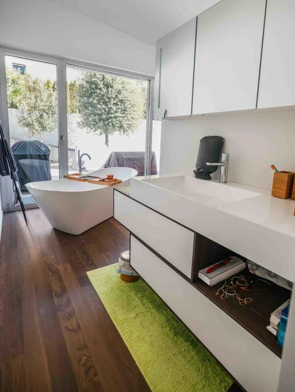 ZU VERKAUFEN IN CRESCIANO - MODERNE UND GROSSZÜGIGE VILLA IN RUHIGE... – Foto 11 von 30