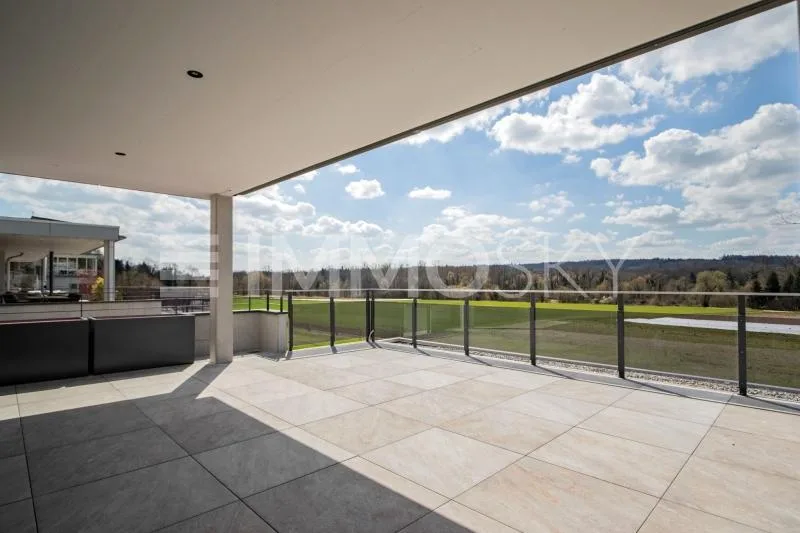 Letzte Terrasseneinheit - moderne Architektur trifft Lebensstil