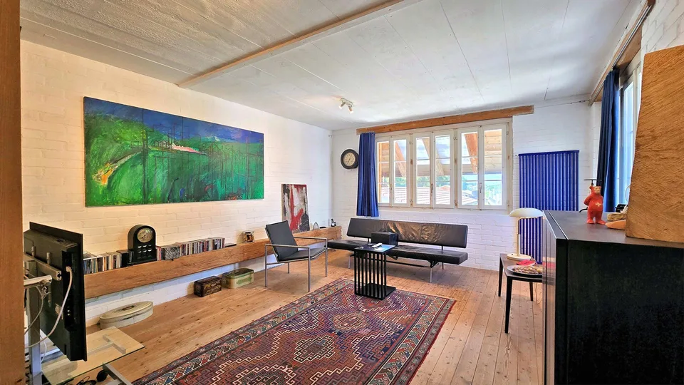 Neu aufgebauter Flarzhausteil mit Atelier-/Loftbereich