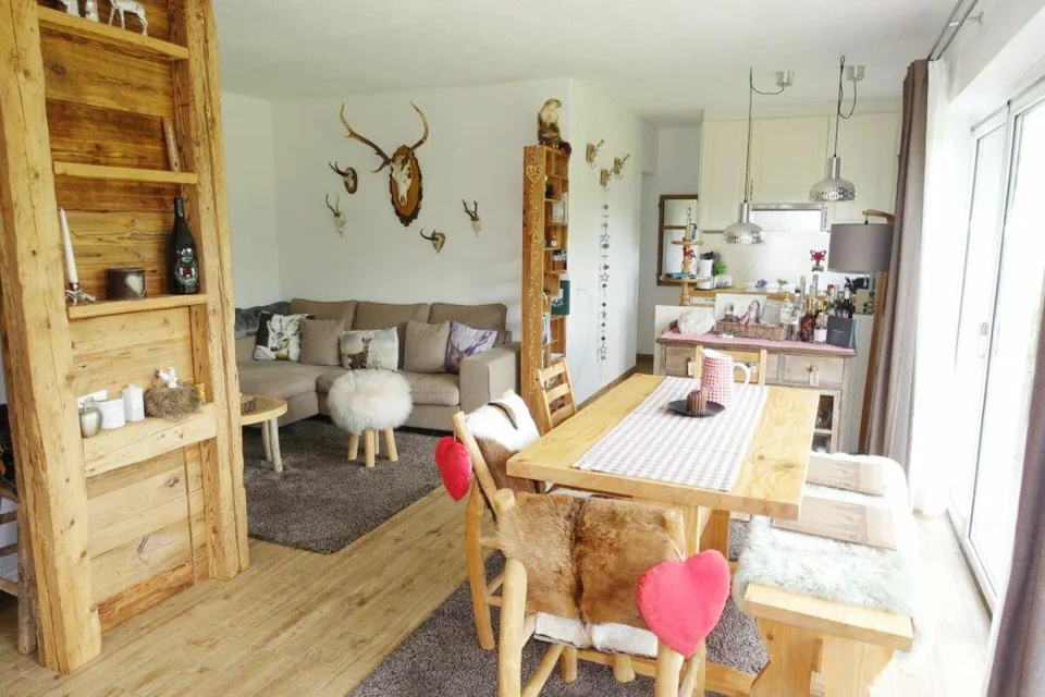 2½-Zimmer-Wohnung im Nebengeschoss