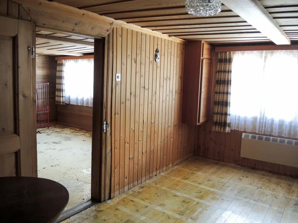 Traditionelle 2.5 Zimmerwohnung in altem Walliserhaus. Reserviert.