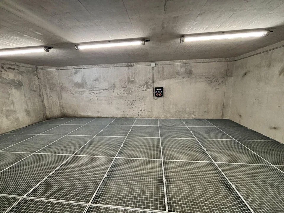 Moudon halle avec bonne hauteur à louer