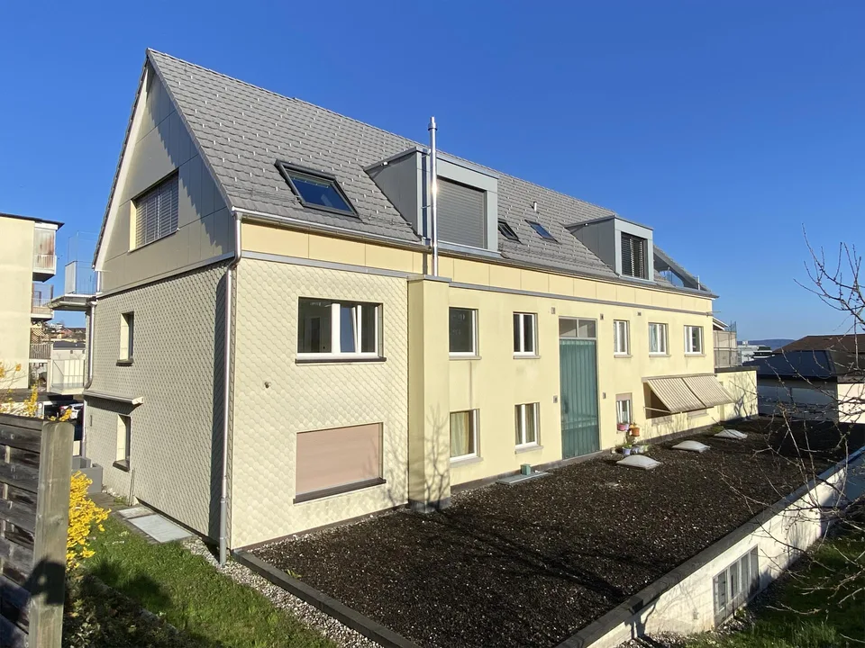 Sonnig, ruhig, steuergünstig – Ihre neue Wohnung in Wilen b. Wollerau