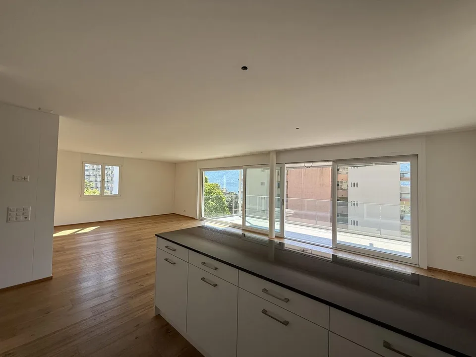 Appartement ensoleillé et spacieux de 4,5 pièces près du lac