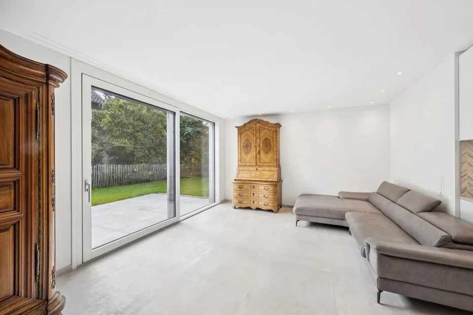 Stilvolle 4.5-Zimmer-Gartenwohnung in Riehen