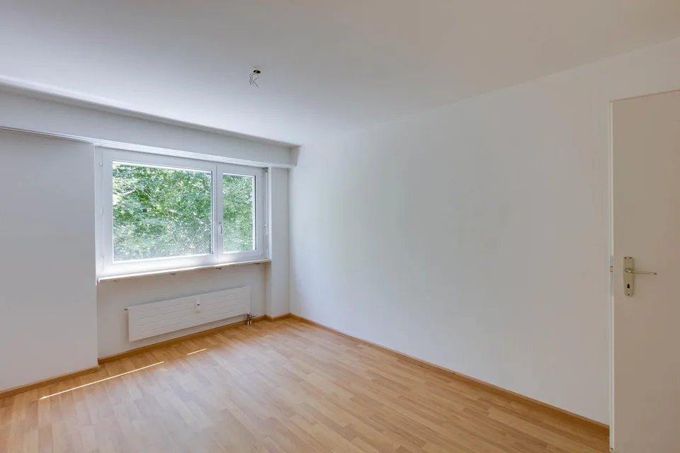 In a green and quiet residential area