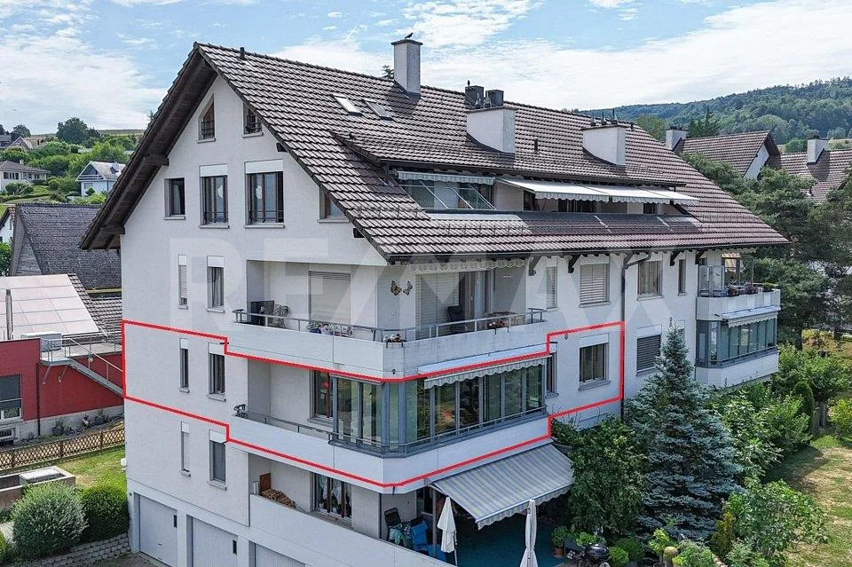 Sogno di 4,5 locali a Steckborn – Giardino invernale, caminetto & sole della sera