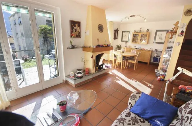 Casa unifamiliare nel cuore di Minusio / Einfamilienhaus im Minusio