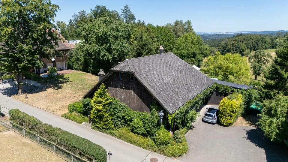 Einzigartiges Landhaus mit malerischem Garten – Foto 17 von 17