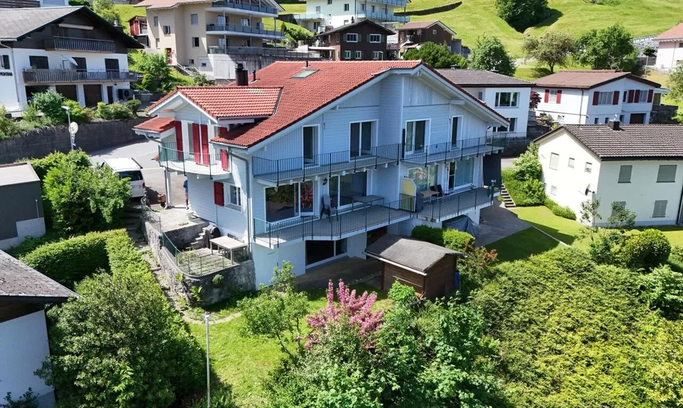 Vivre avec un panorama. Votre maison au-dessus du lac des Quatre-Cantons