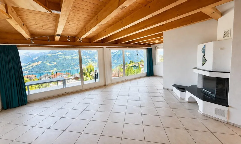 Vivre avec un panorama. Votre maison au-dessus du lac des Quatre-Cantons