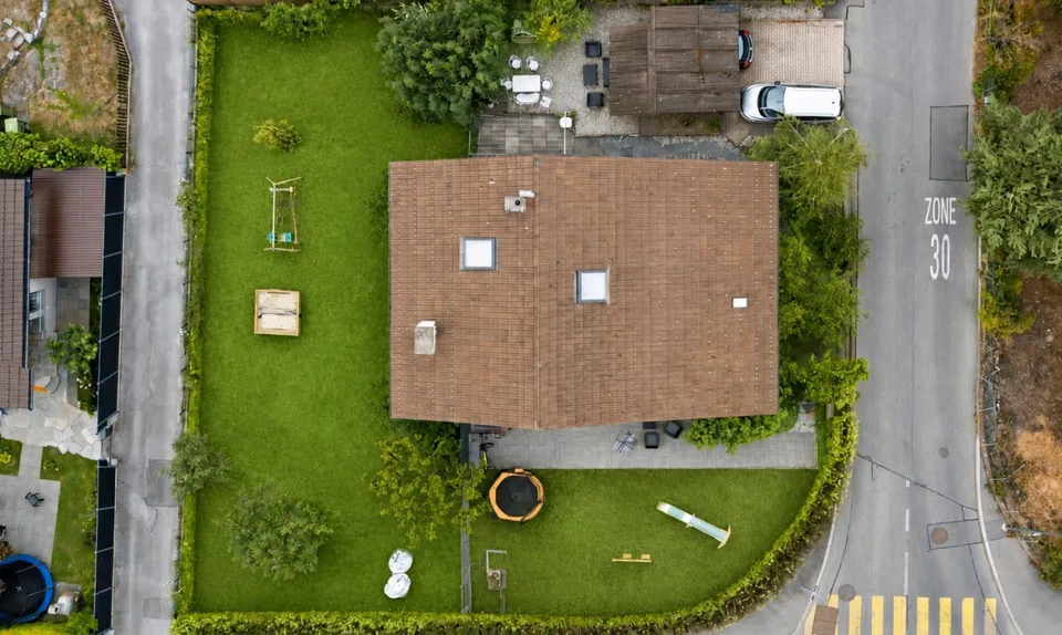 Maison familiale avec deux appartements et fort potentiel à Sion